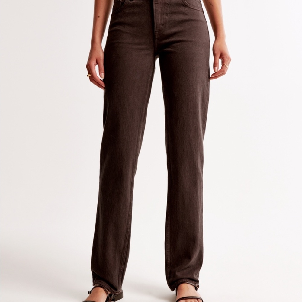Abercrombie Curve Love Mid Rise 90s Straight Jean